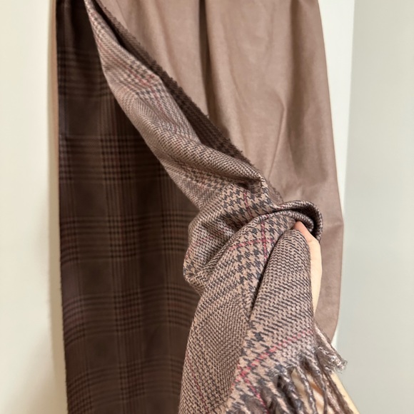 Cashmere scarf / made in Italy / new - Picture 11 of 14